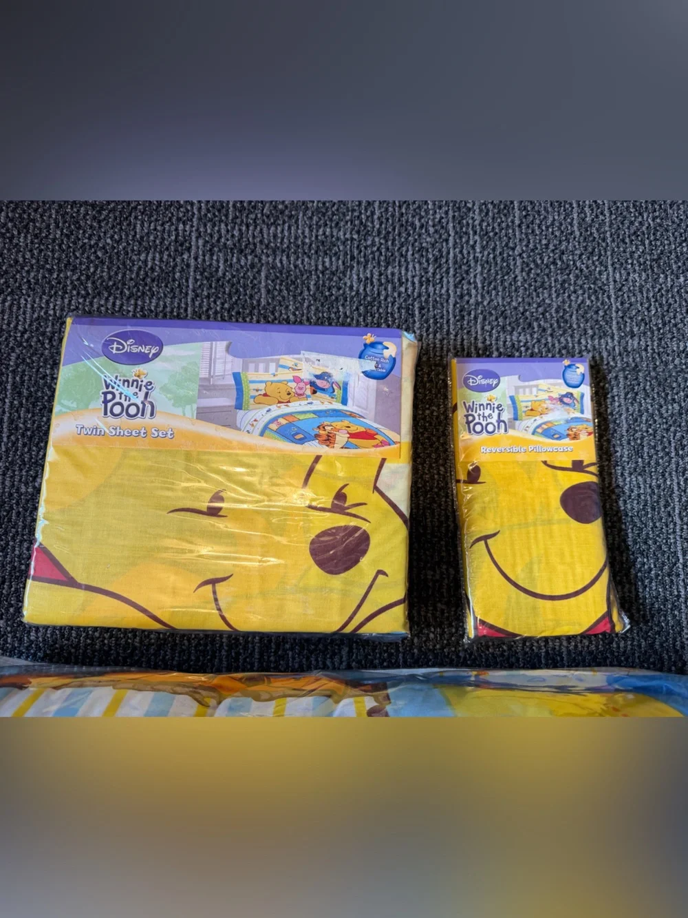Vtg Disney Winnie the Pooh Yellow & Blue Twin Comforter Set